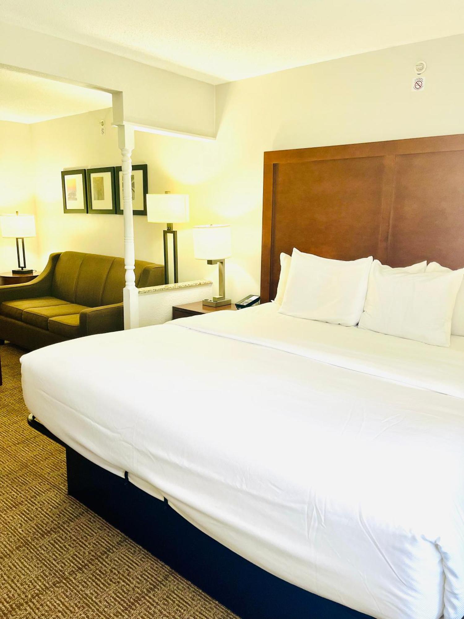 Hotel Comfort & 3*