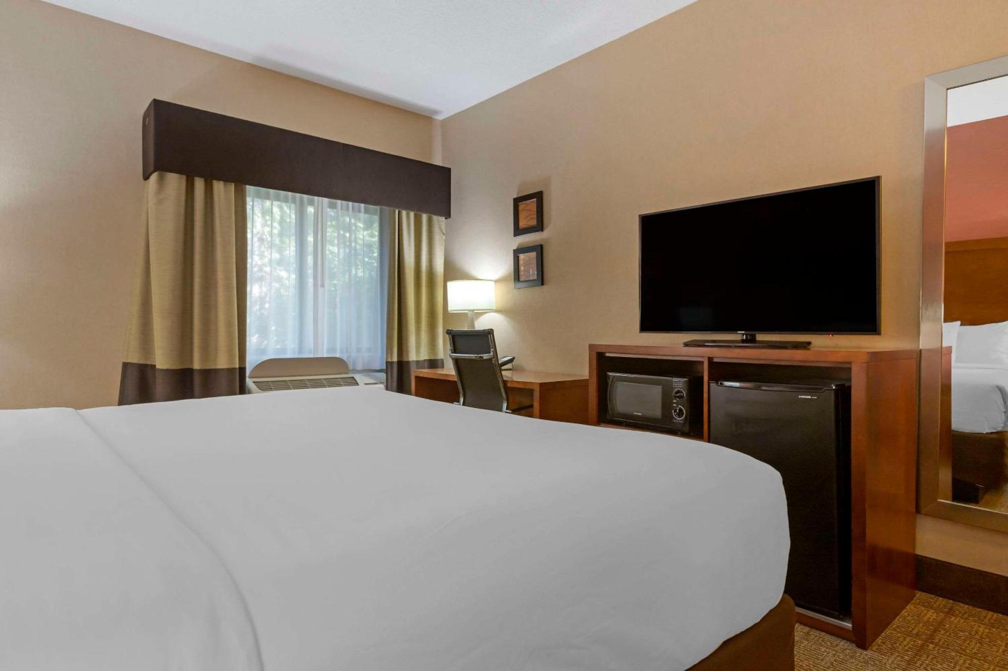 Hotel Comfort & 3*